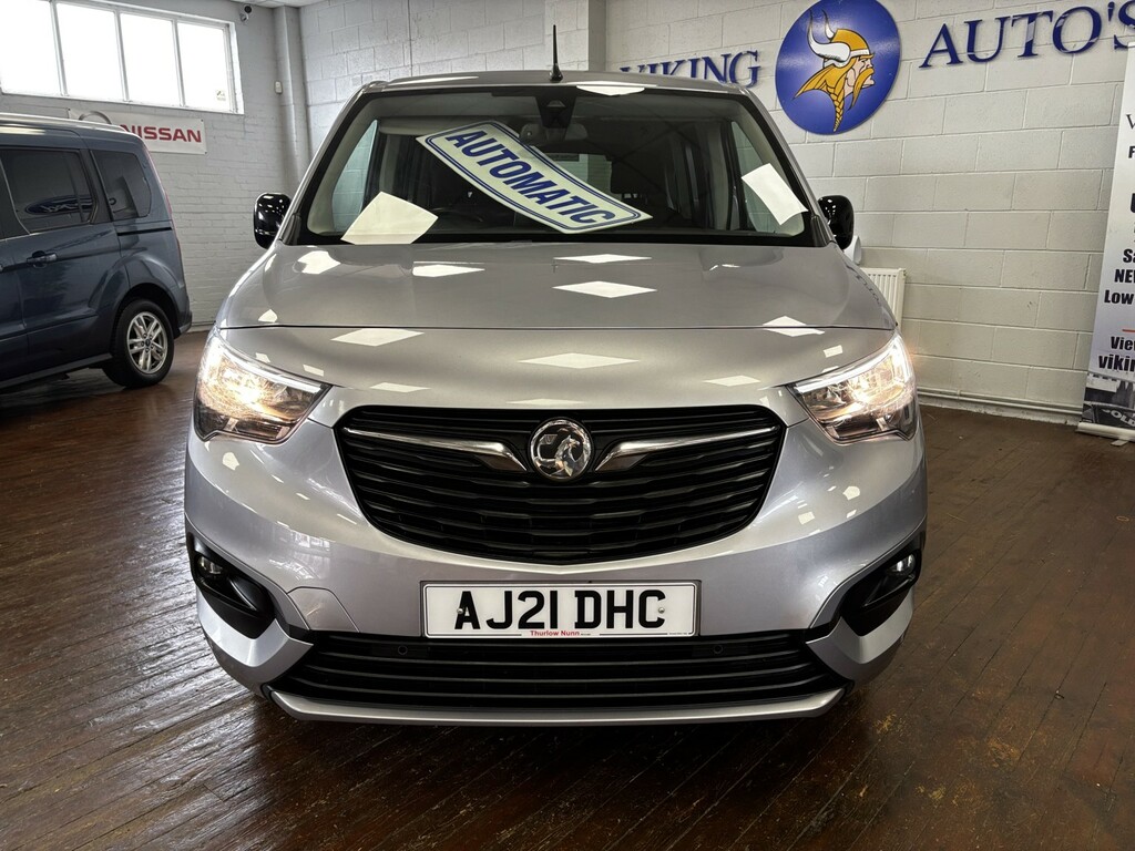 Vauxhall Combo Life Mpv 1.2 Turbo Se 2021 Grey #4