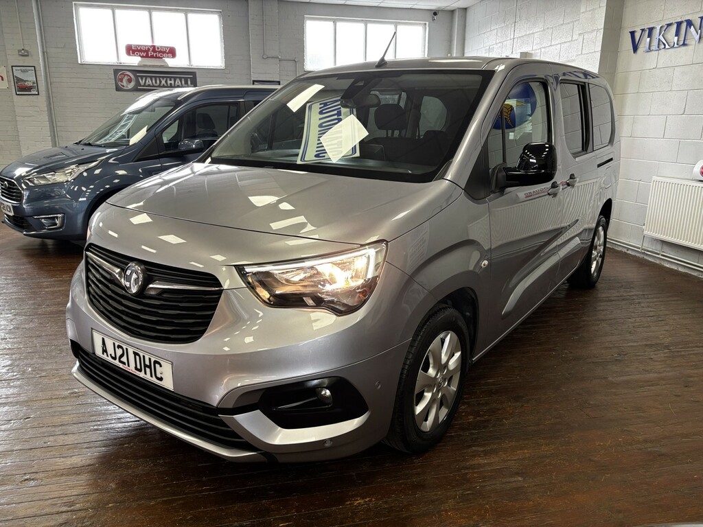 Vauxhall Combo Life Mpv 1.2 Turbo Se 2021 Grey #5