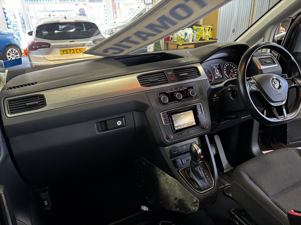 Volkswagen Caddy Life C20 Life Tdi Black #22