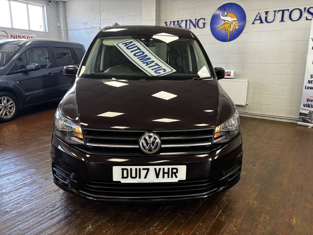 Volkswagen Caddy Life Wheelchair Accessible Vehicle 2.0 Tdi Bluemotion T Purple #4