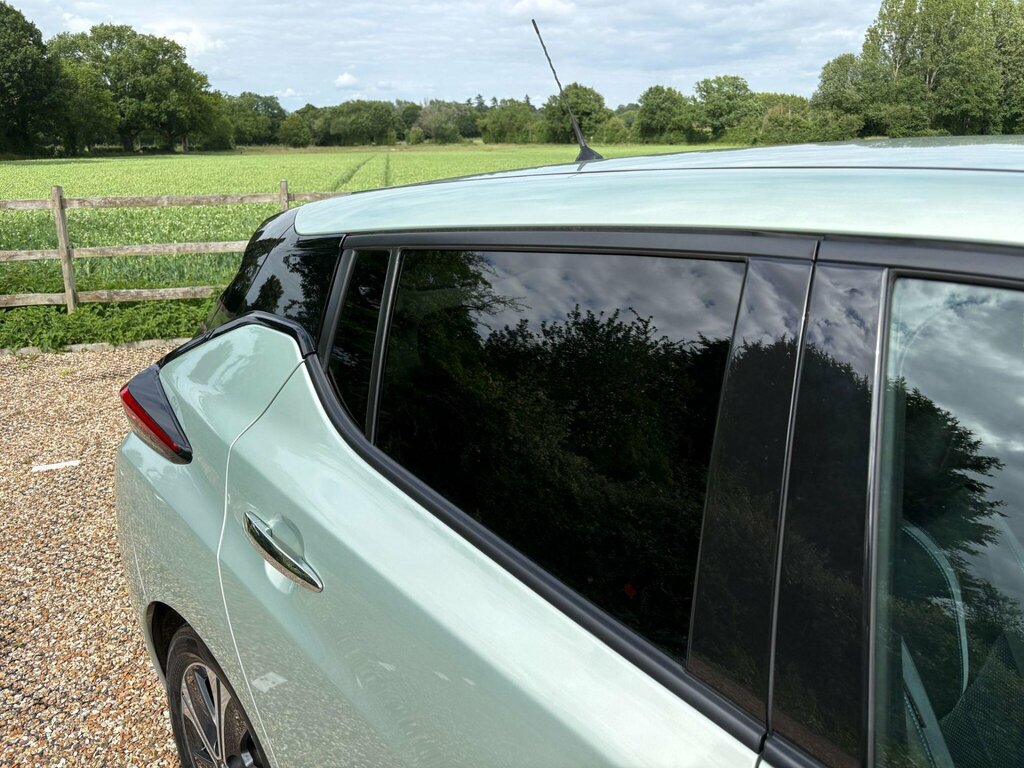 Nissan Leaf Leaf Tekna Grey #28