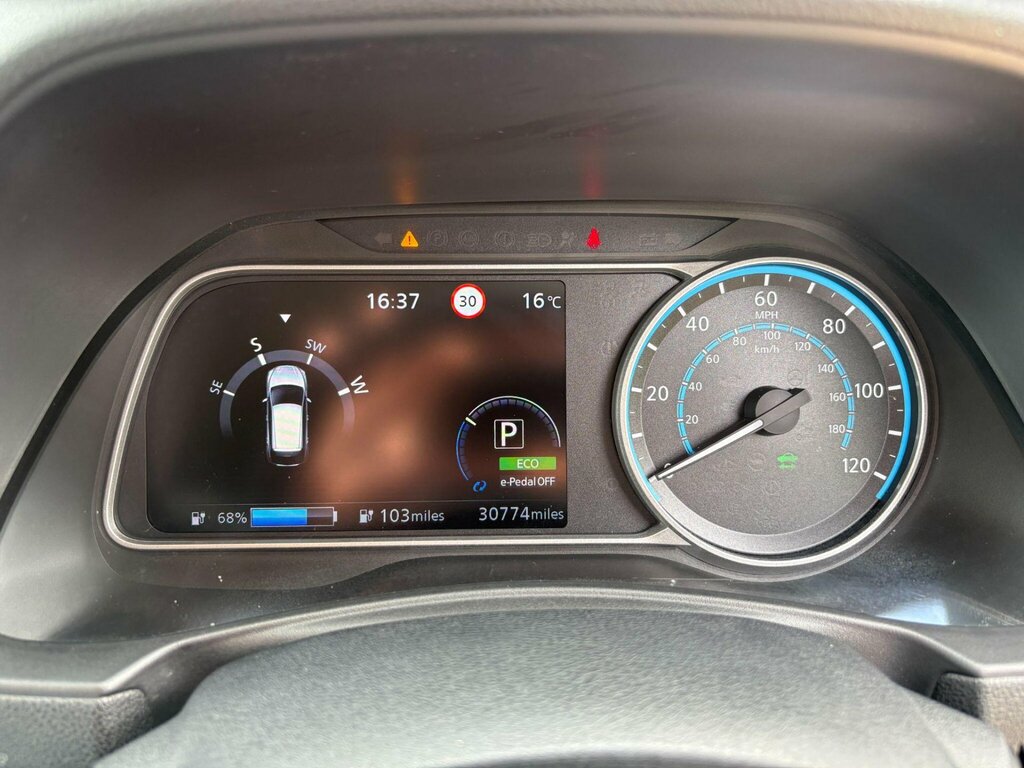 Nissan Leaf Leaf Tekna Grey #56