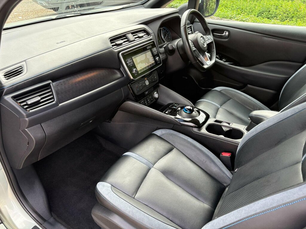 Nissan Leaf Leaf Tekna Grey #43