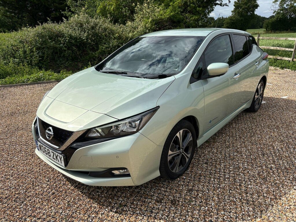 Nissan Leaf 40Kwh Tekna Silver #3