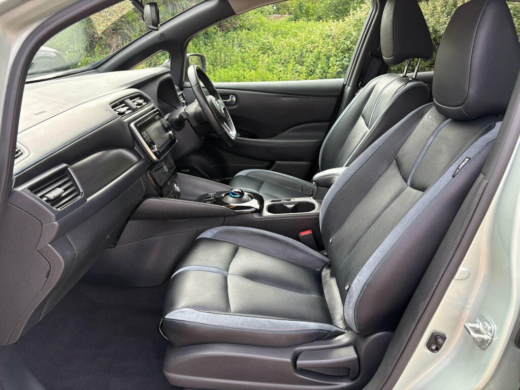 Nissan Leaf Leaf Tekna Grey #45