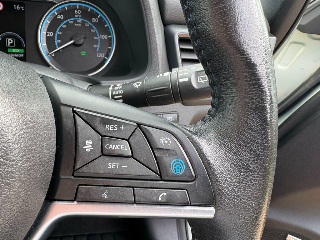 Nissan Leaf Leaf Tekna Grey #67