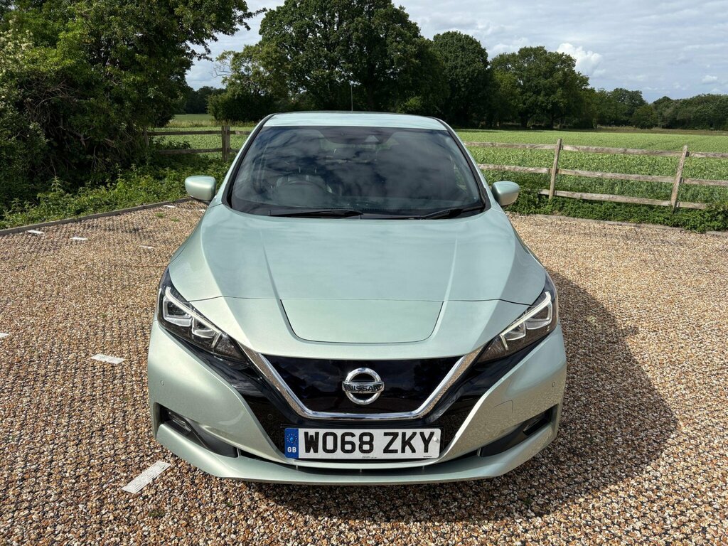 Nissan Leaf 40Kwh Tekna Silver #2