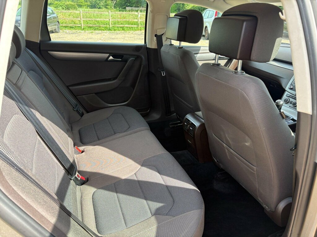 Volkswagen Passat 2.0 Tdi Bluemotion Tech Highline 2013 Grey #50