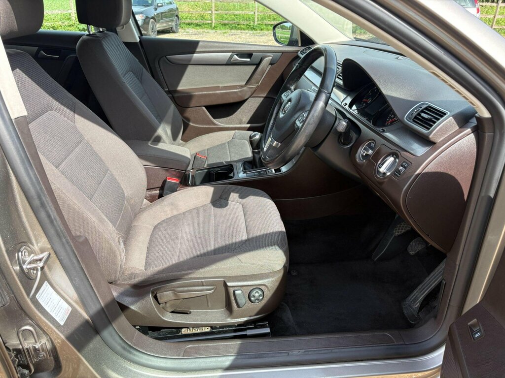 Volkswagen Passat 2.0 Tdi Bluemotion Tech Highline 2013 Grey #40