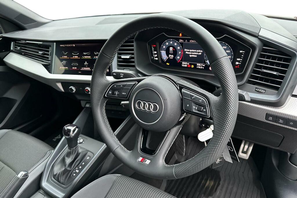 Audi A1 Audi A1 Sportback 30 Tfsi S Line S Tronic AK25TYX Blue #6