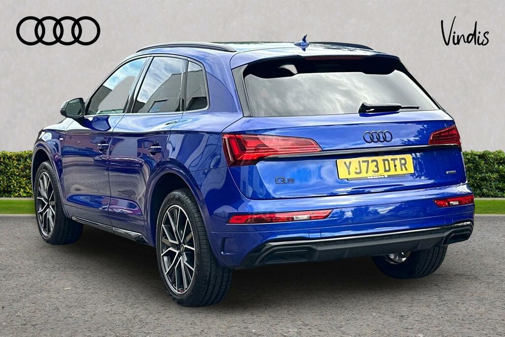 Audi Q5 Audi Q5 Black Edition 45 Tfsi Quattro 265 Ps S Tro YJ73DTR Blue #3