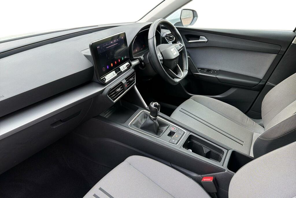 Seat Leon Seat Leon Se Dynamic 1.0 Tsi 110 6-Speed Ma White #2