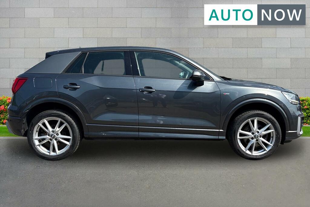 Audi Q2 Audi Q2 1.4 Tfsi Cod S Line Suv AK18UOS Grey #5