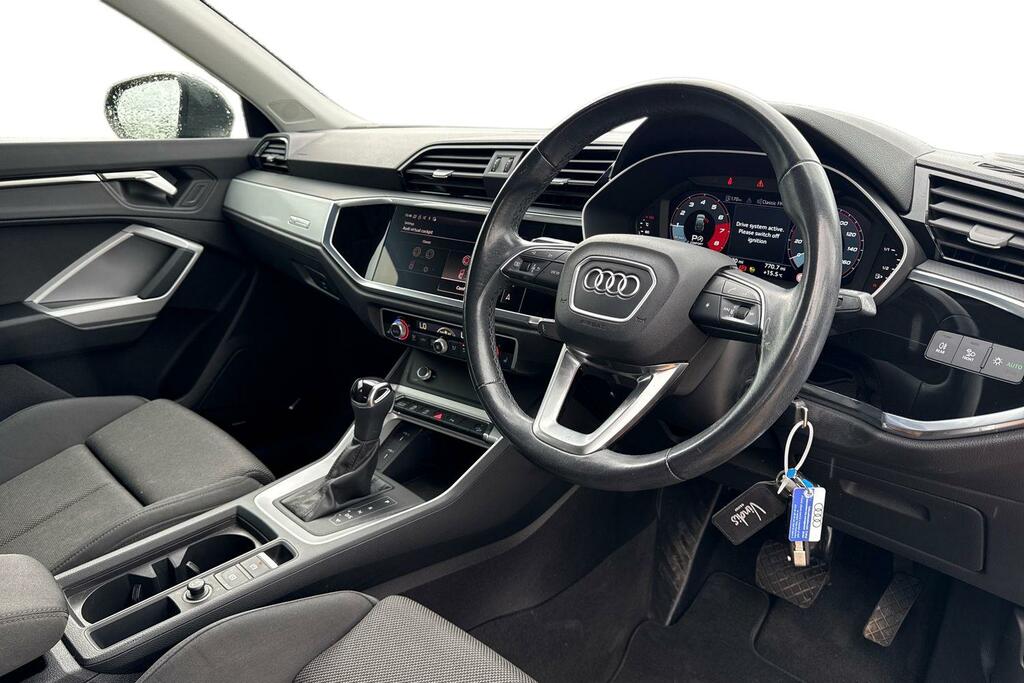 Audi Q3 Audi Q3 Sportback Sport 35 Tfsi 150 Ps S Tronic KK23UAC Grey #6
