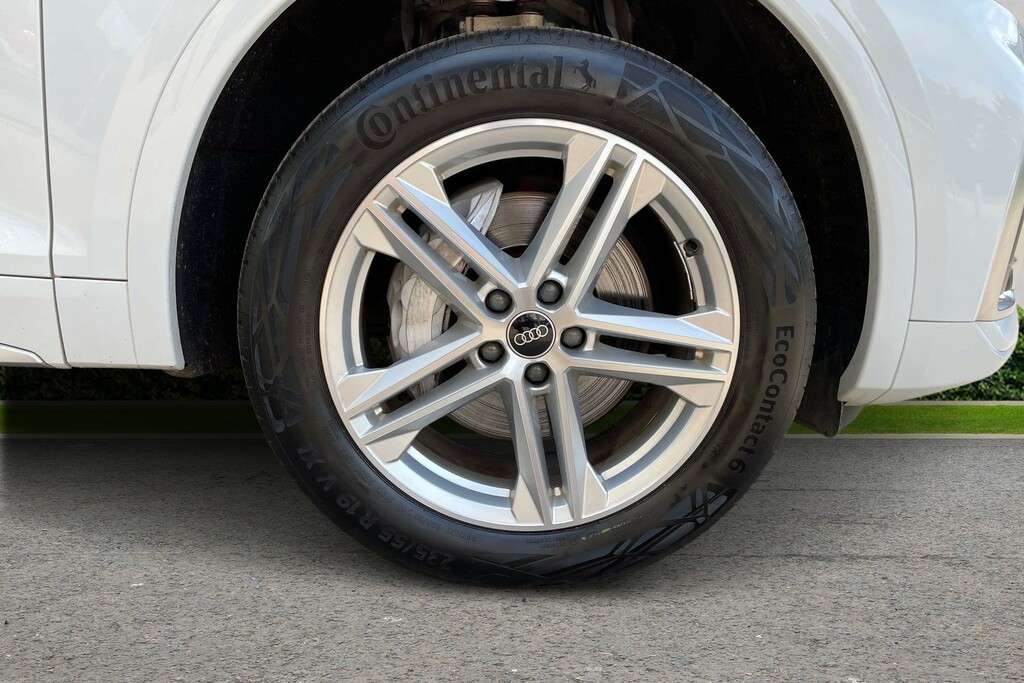 Audi Q5 Audi Q5 S Line 50 Tfsi E Quattro 299 Ps S Tronic HG22FXF White #5