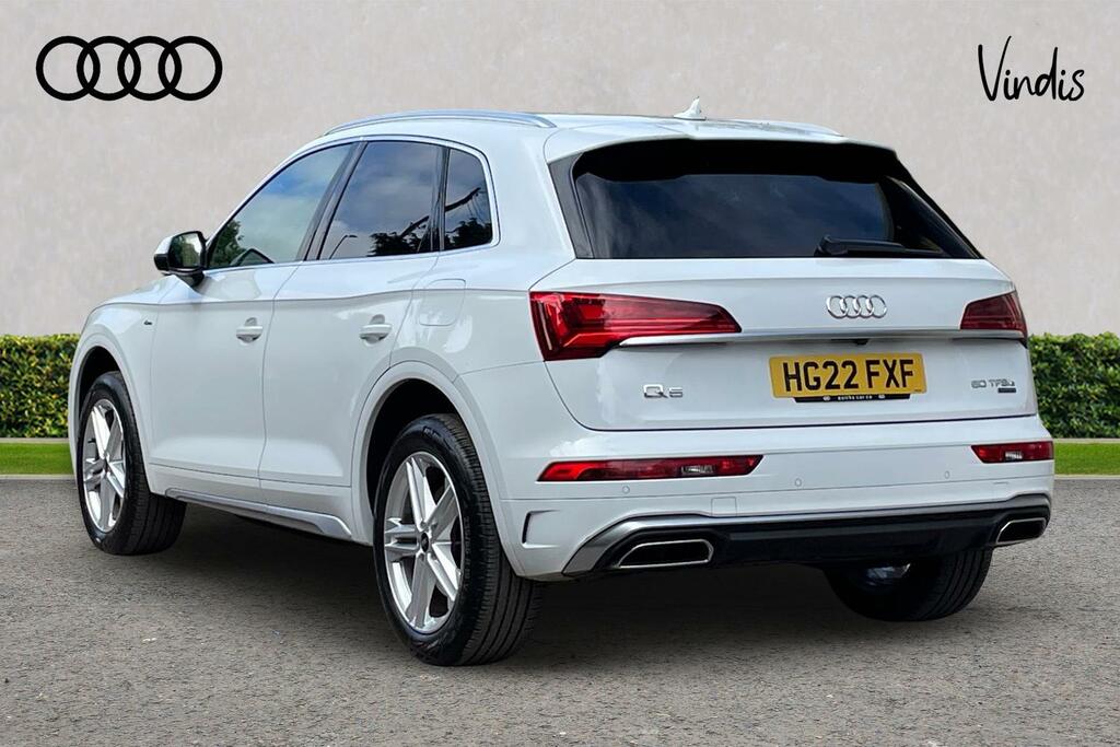 Audi Q5 Audi Q5 S Line 50 Tfsi E Quattro 299 Ps S Tronic HG22FXF White #3