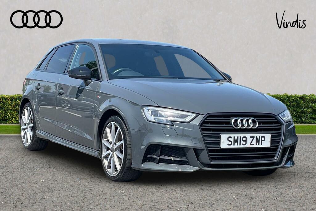 Audi A3 Audi A3 Sportback Black Edition 35 Tfsi 150 Ps 6-S Grey