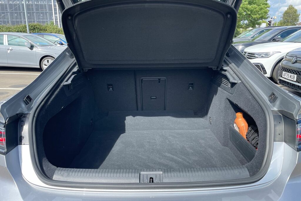 Volkswagen Arteon Volkswagen Arteon Fastback R-line 1.5 Tsi Evo 150P Silver #6
