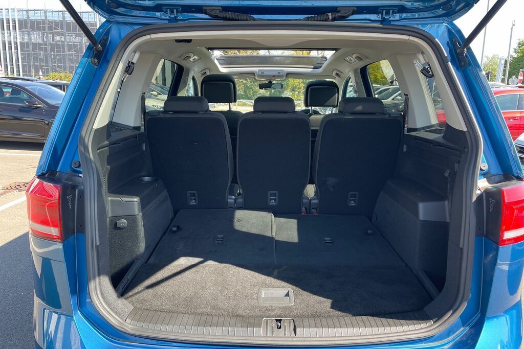 Volkswagen Touran Volkswagen Touran Se Family 1.5 Tsi 150Ps 7-Speed Blue #6