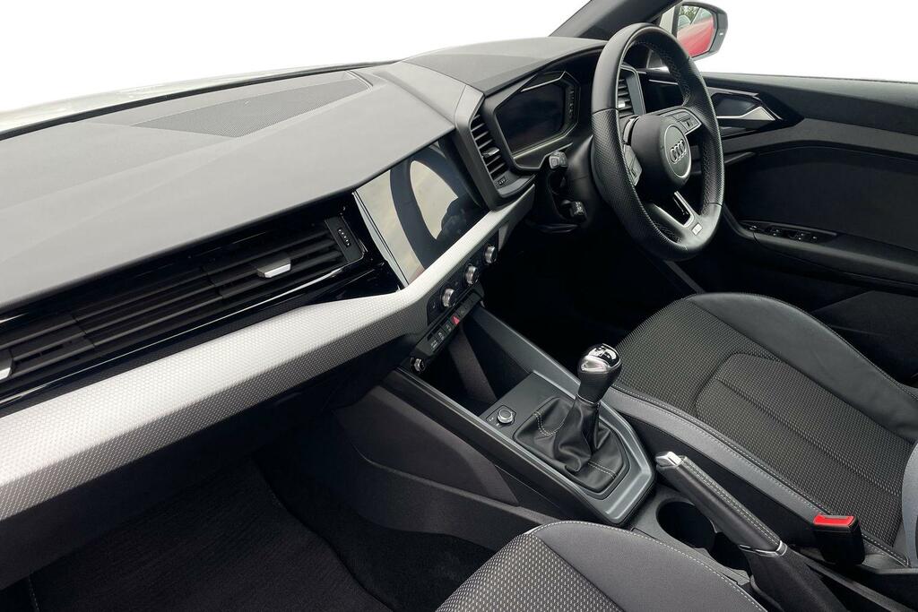 Audi A1 Audi A1 Sportback S Line 30 Tfsi 110 Ps 6-Speed KK23UAM White #2