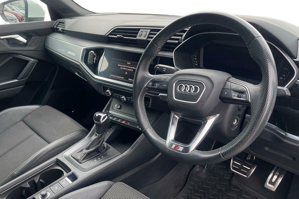 Audi Q3 Audi Q3 S Line 35 Tfsi 150 Ps S Tronic WG23AHX White #6