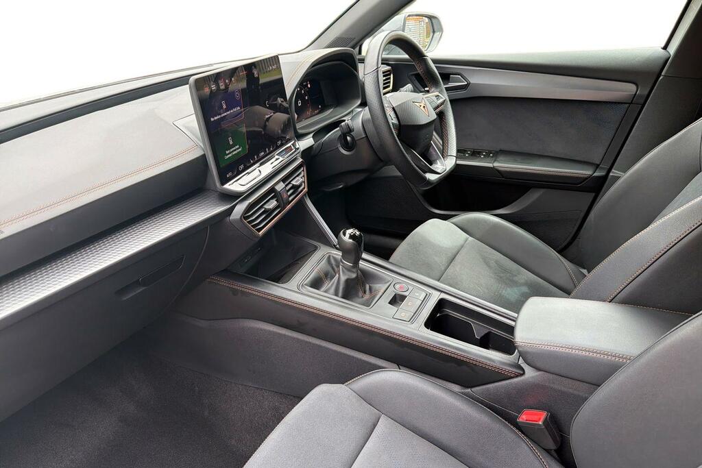 Cupra Leon Cupra Leon V2 1.5 Tsi 150 6-Speed KY25JVE White #2