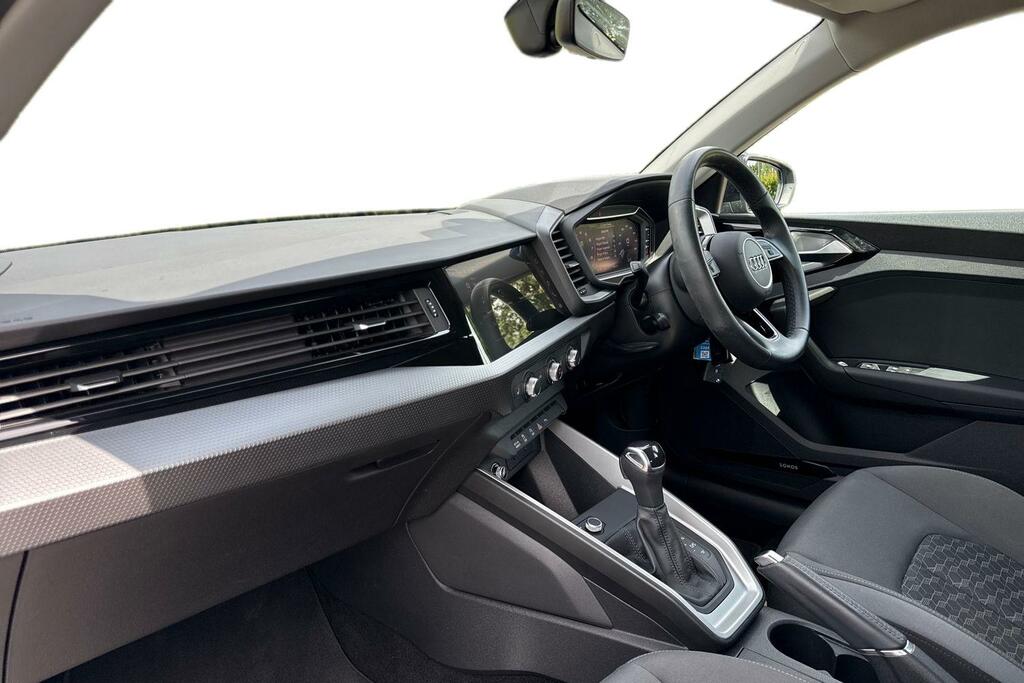 Audi A1 Audi A1 Sportback Sport 30 Tfsi 110 Ps S Tronic AJ23BLX Black #2