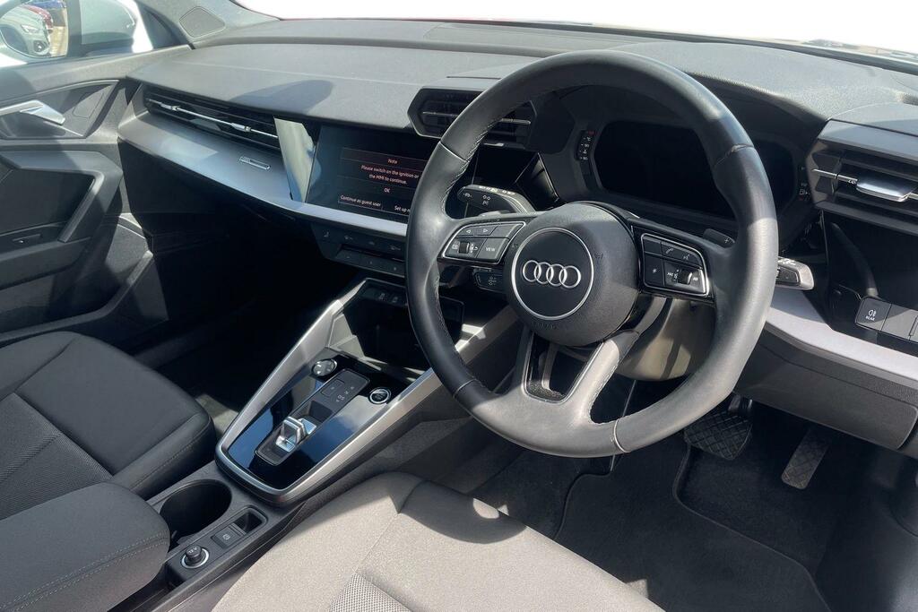 Audi A3 Audi A3 Sportback Technik 35 Tfsi 150 Ps S Tronic KT23BYL Silver #6