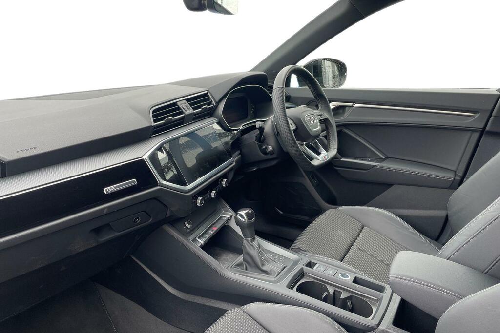 Audi Q3 Audi Q3 O Black Edition 35 Tfsi 150 Ps S Tronic KP73PCY #2