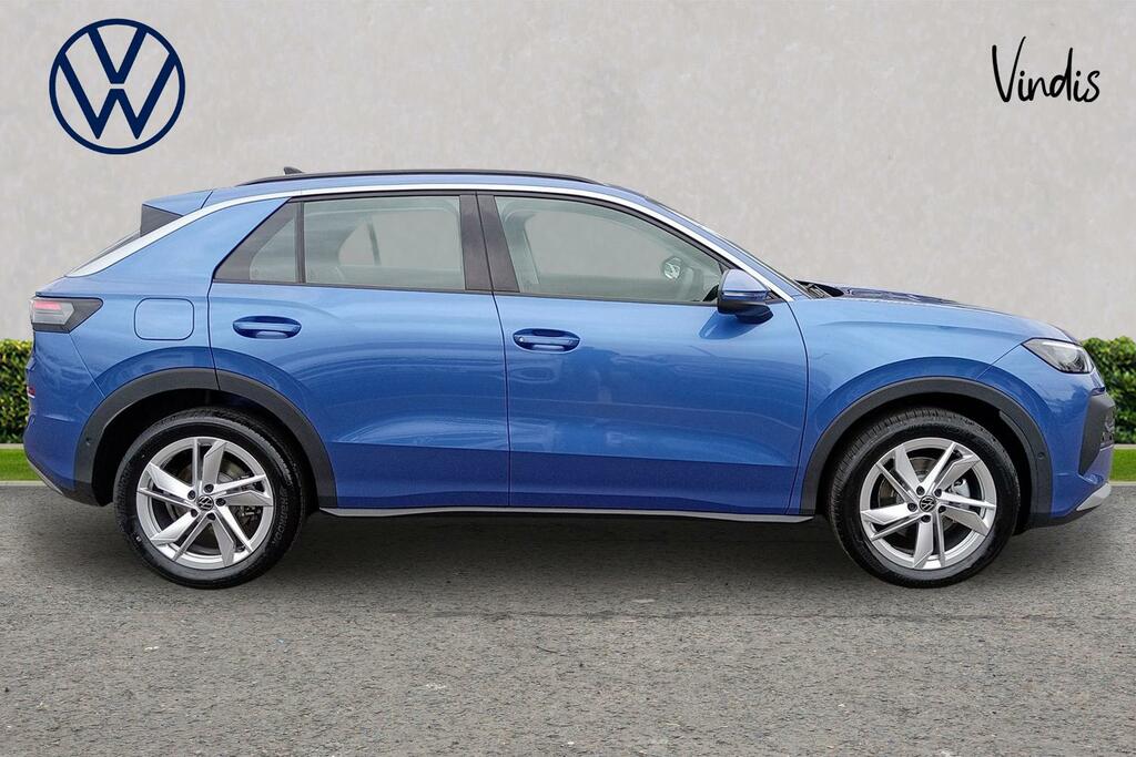 Volkswagen T-Roc Volkswagen T-roc Hatchback 1.5 Etsi Life Dsg AK26OXU Blue #4