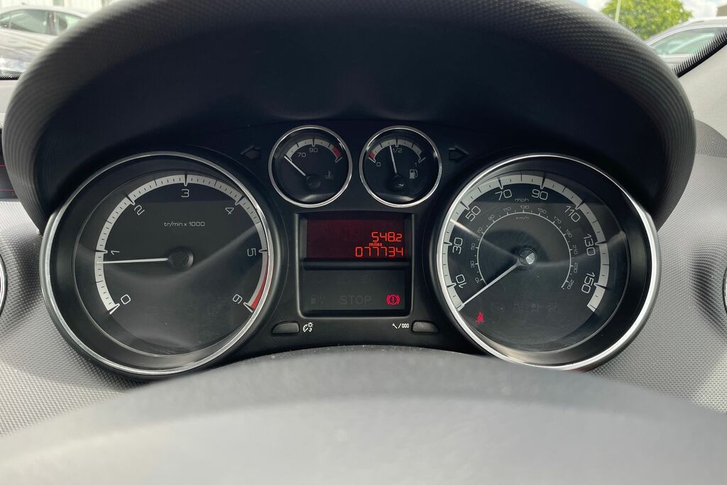 Peugeot 308 SW 1.6 E-hdi Sw Active Navigation Version 115 Bhp Black #21