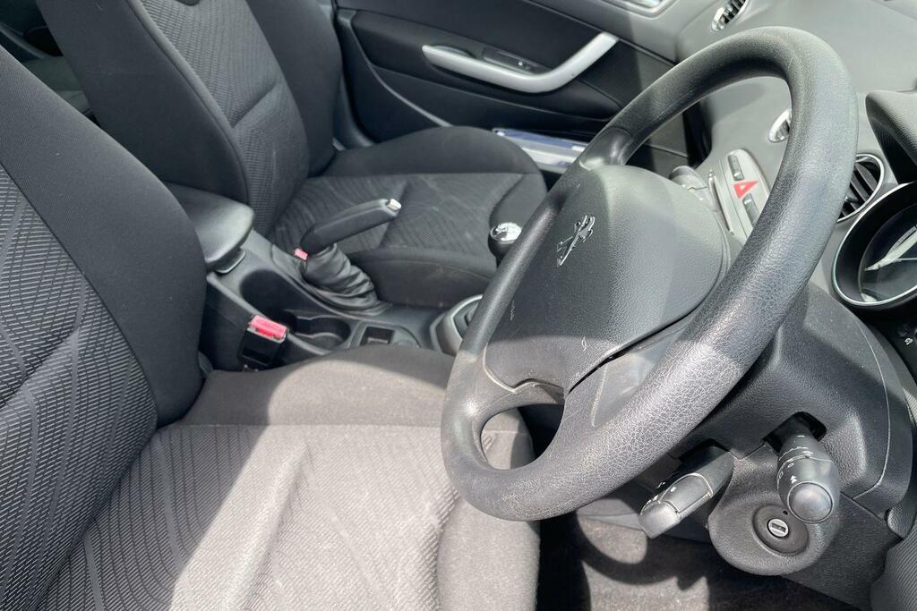 Peugeot 308 SW 1.6 E-hdi Sw Active Navigation Version 115 Bhp Black #14