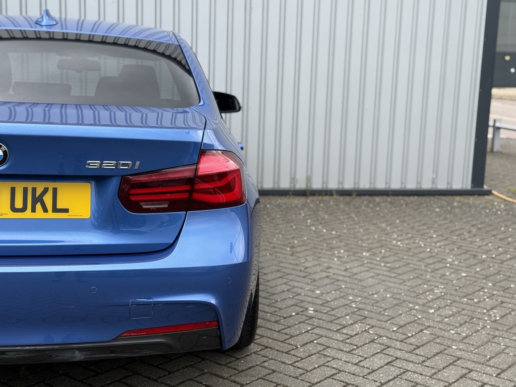 BMW 3 Series Xdrive M Sport Shadow Edition 4Wd  #25