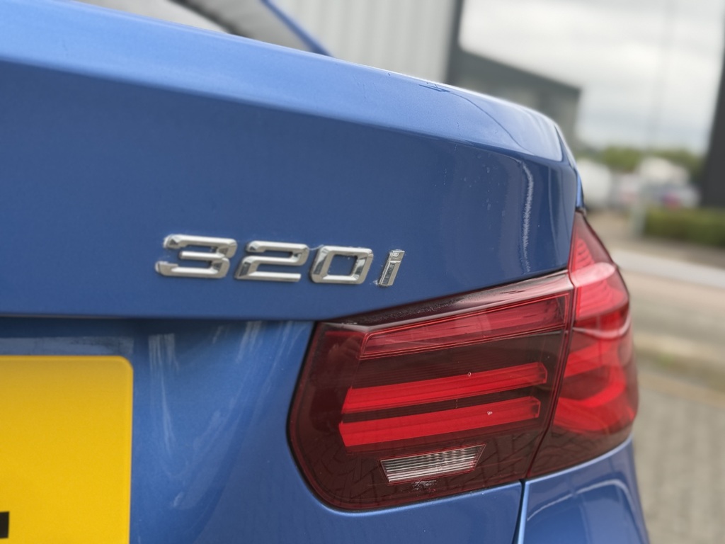 BMW 3 Series Xdrive M Sport Shadow Edition 4Wd  #31