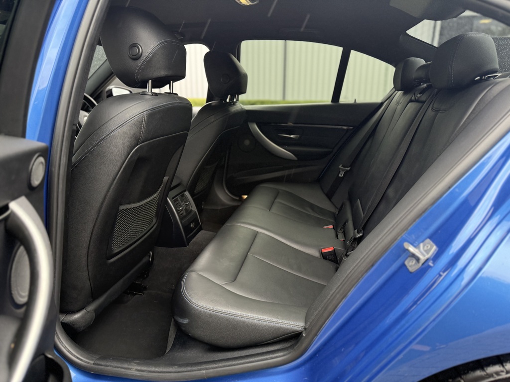 BMW 3 Series Xdrive M Sport Shadow Edition 4Wd  #40