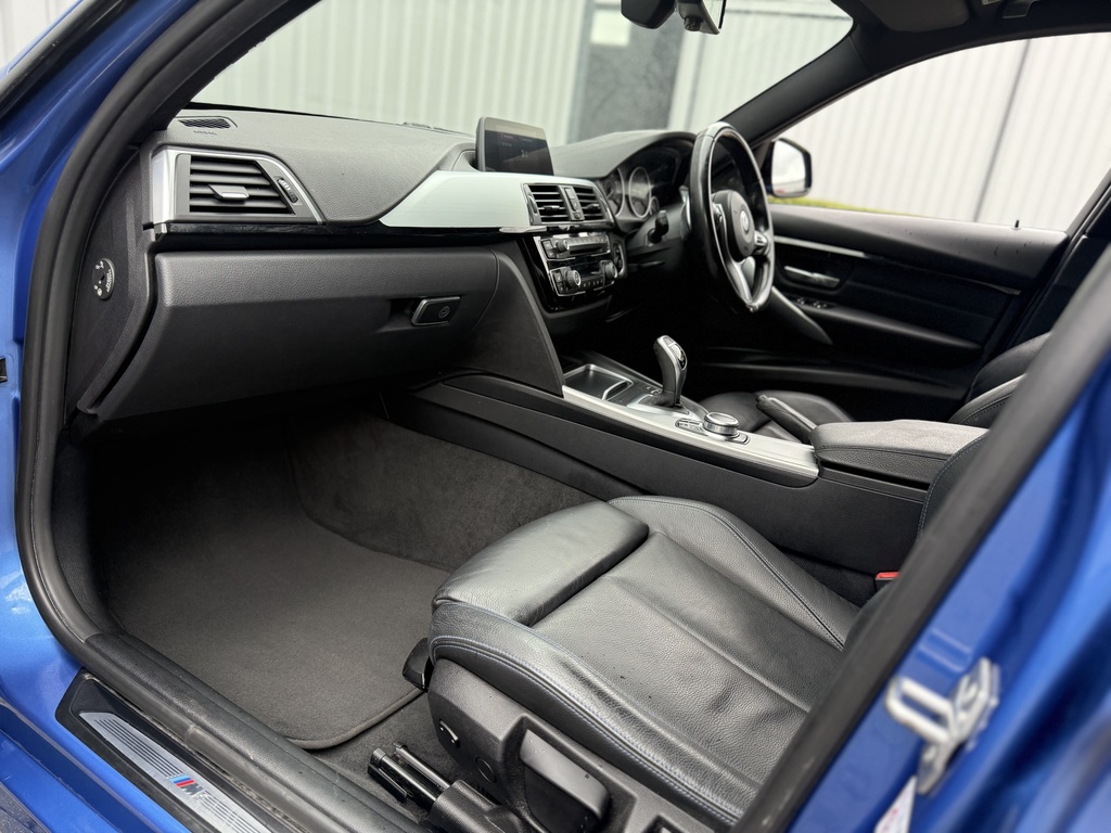 BMW 3 Series Xdrive M Sport Shadow Edition 4Wd  #34