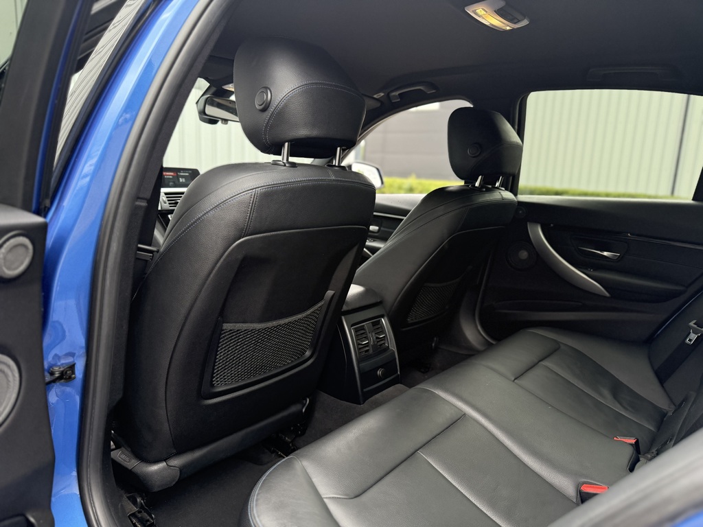 BMW 3 Series Xdrive M Sport Shadow Edition 4Wd  #36