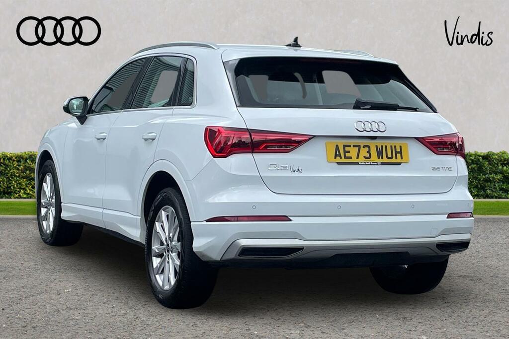 Audi Q3 Audi Q3 O Sport 35 Tfsi 150 Ps S Tronic White #3