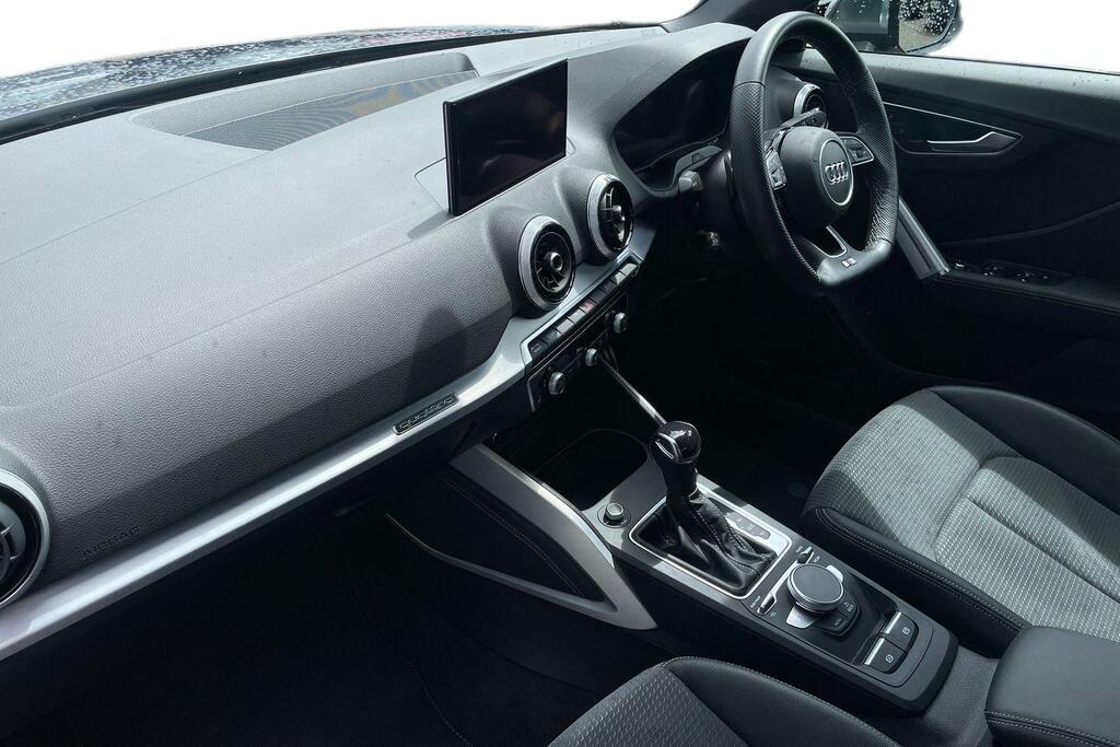 Audi Q2 Q2 S Line 35 Tfsi S-a Blue #2