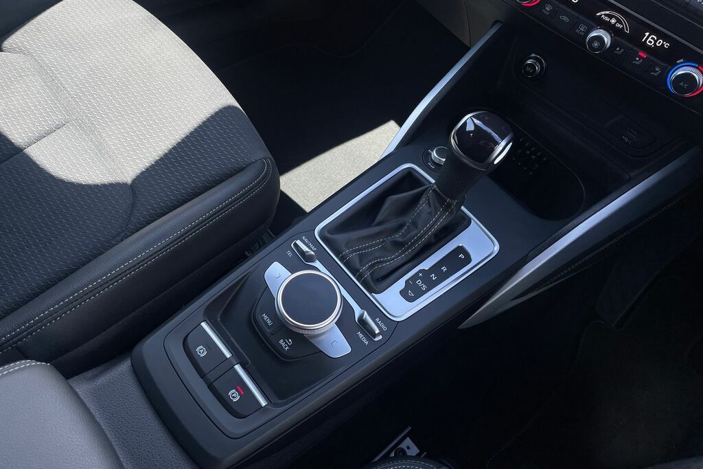 Audi Q2 Q2 S Line 35 Tfsi S-a Blue #11