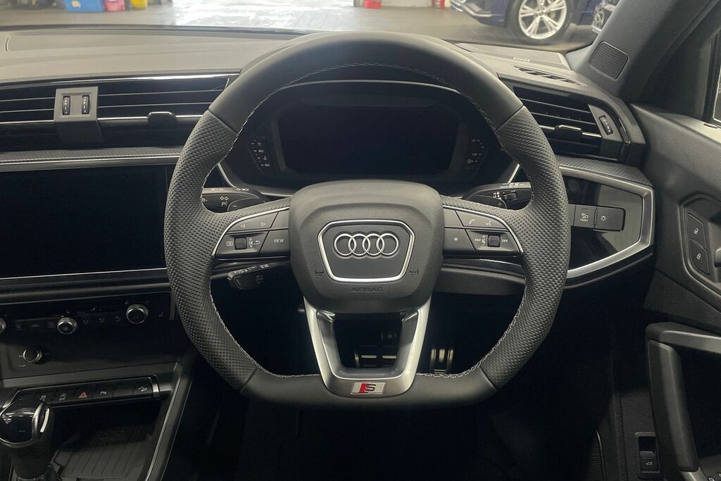 Audi Q3 35 Tfsi S Line Leather  #12