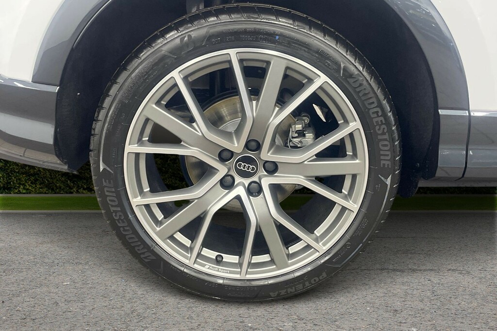 Audi Q3 35 Tfsi S Line Leather  #5