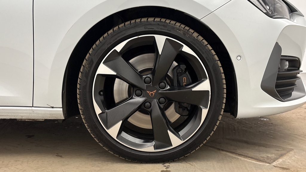 Cupra Leon Cupra Leon Vz1 2.0 Tsi 245 7-Speed DG23FCA White #5