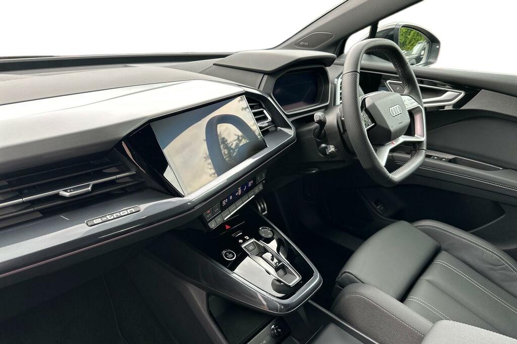 Audi Q4 E Tron Audi Q4 E-tron Black Edition 45 Grey #2