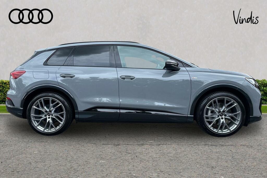 Audi Q4 E Tron Audi Q4 E-tron Black Edition 45 Grey #4