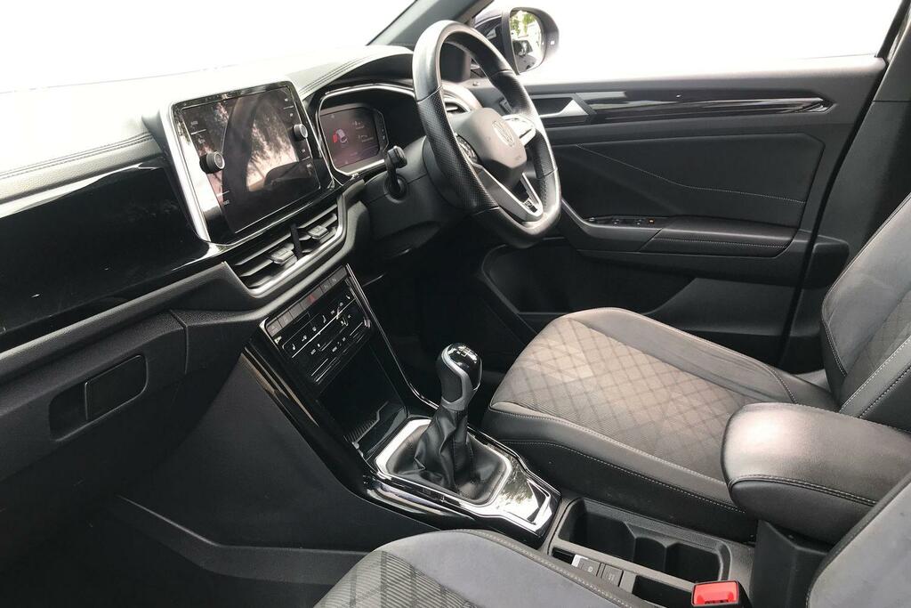 Volkswagen T-Roc Volkswagen T-roc R-line 1.5 Tsi 150Ps 6-Speed Manu PN23YLU Black #2