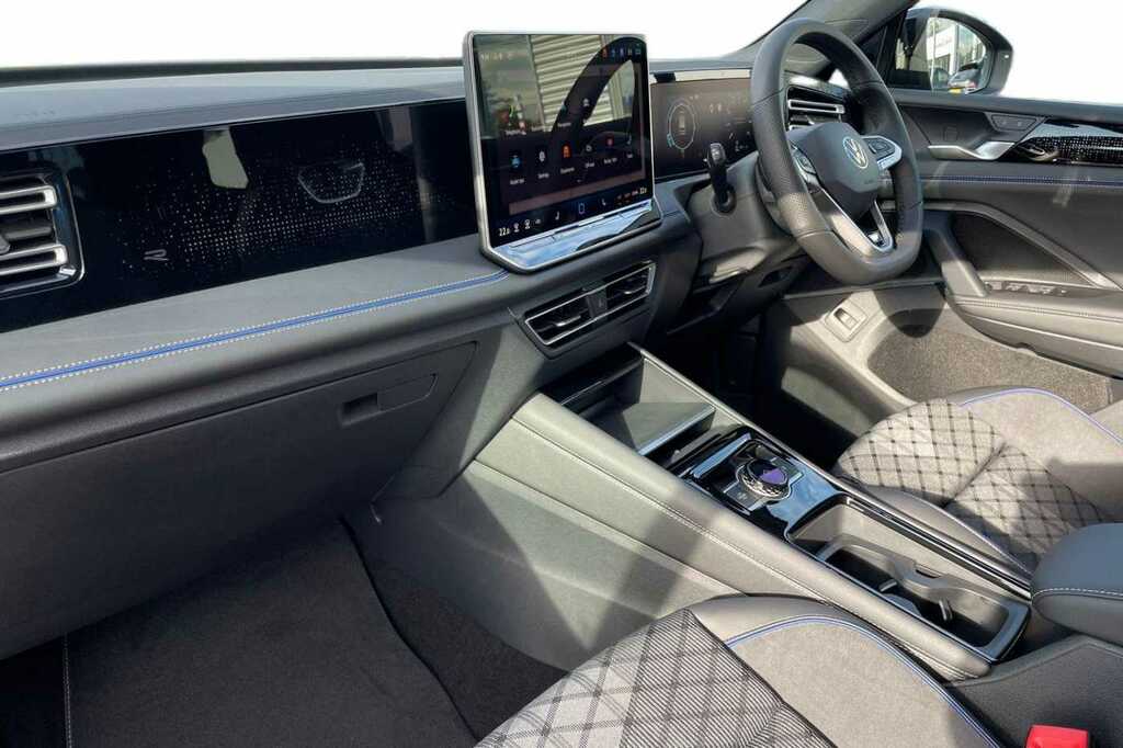 Volkswagen Tiguan Volkswagen Tiguan Black Edition 2.0 Tsi 4Motion 26 Black #2