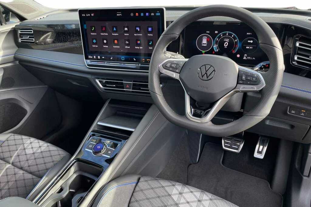 Volkswagen Tiguan Volkswagen Tiguan Black Edition 2.0 Tsi 4Motion 26 Black #6
