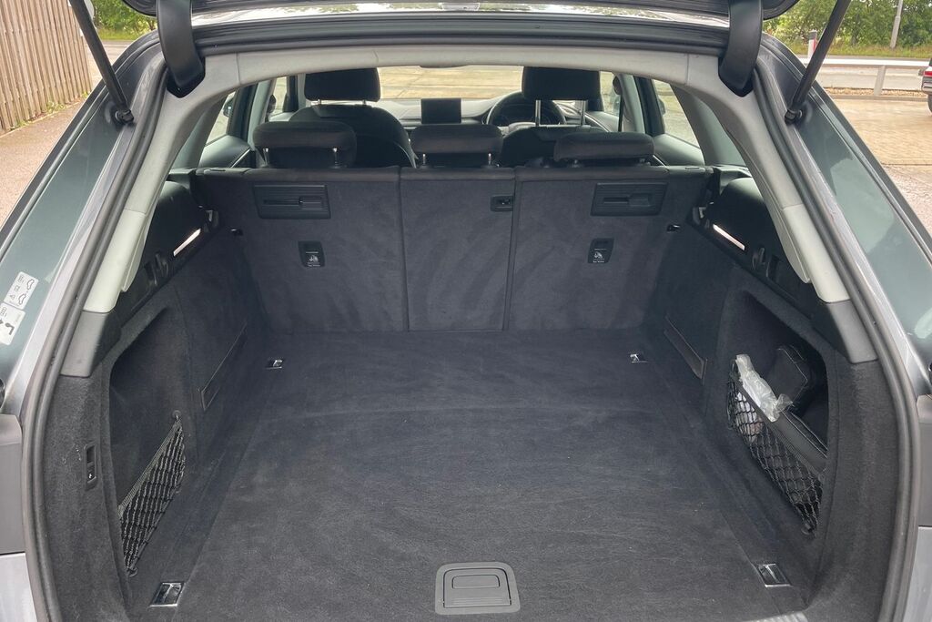 Audi A4 Allroad 2L Sport White #9