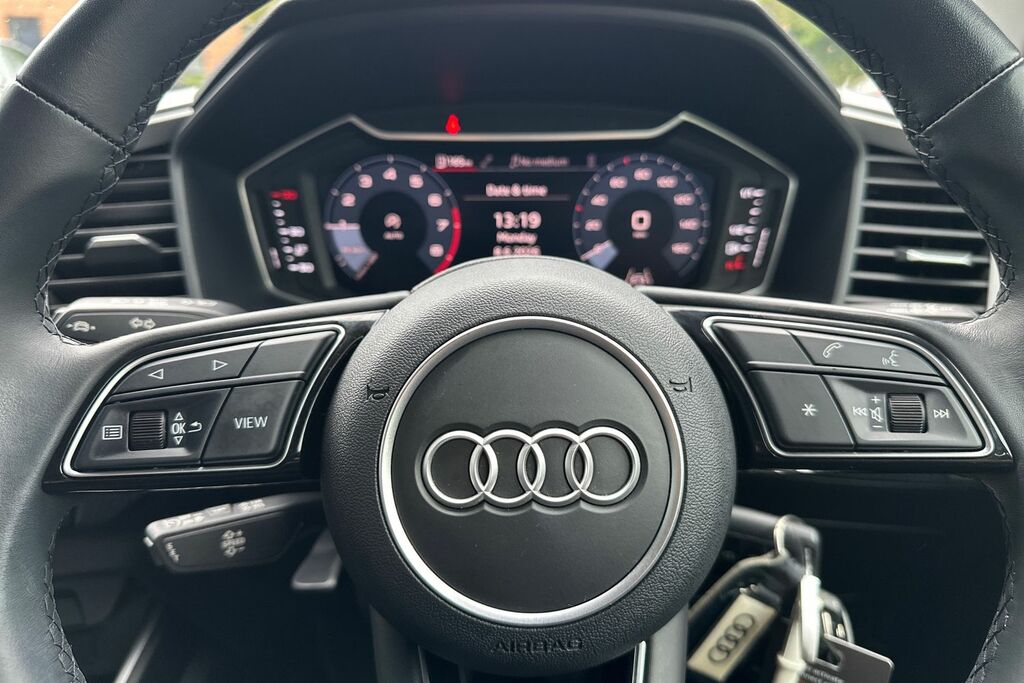 Audi A1 Black Edition 30 Tfsi 110 Ps 6-Speed Grey #29